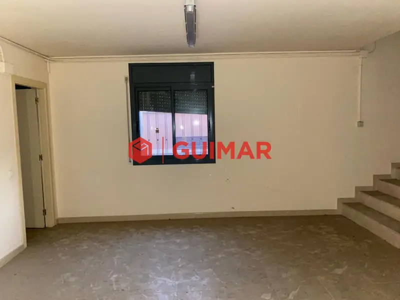 Venta Local Comercial Luminoso Viladecans Centro