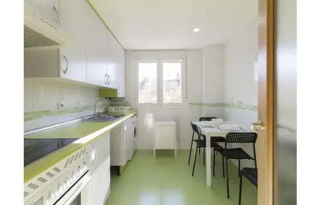 Alquiler de Habitacion 80m2 Madrid Estudiantes Profesionales