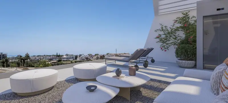 Adosados y Villas de Lujo en Los Flamingos Estepona
