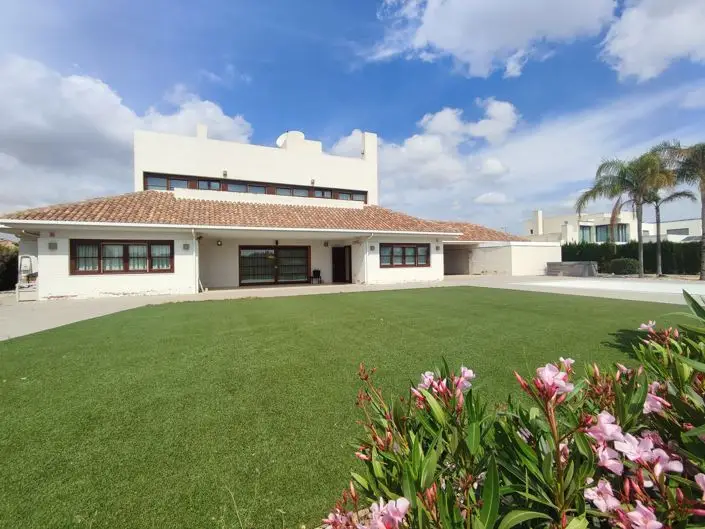 Villa de Lujo 4 Dormitorios Peraleja Golf Murcia