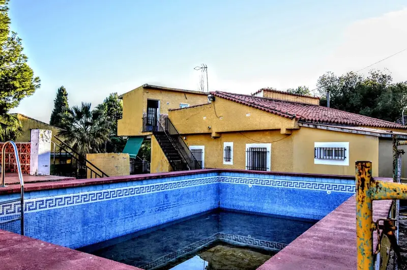 Chalet en Vilamarxant 6 habitaciones 2 baños Piscina Jardin