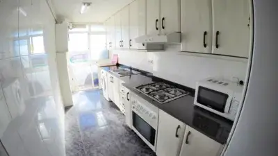 Piso en alquiler en Avinguda de la Mare de Déu de Bellvitge