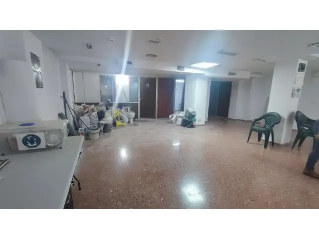 Se Vende Magnifica Entreplanta En El Centro De Alicante-Zona Luceros