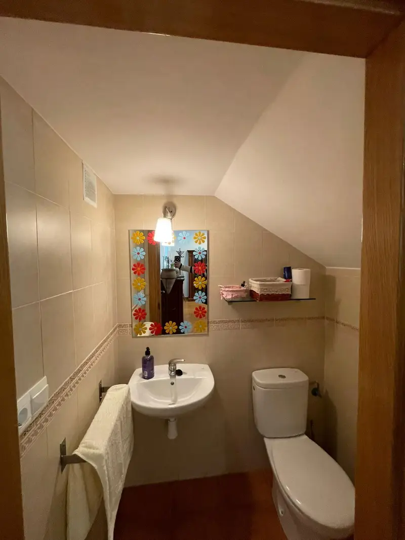 Adosado en Aspe con 4 habitaciones, 2 garajes y terraza