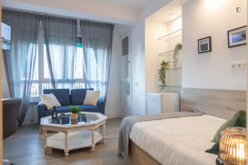 Habitacion Doble Amueblada para Estudiantes y Jovenes Profesionales