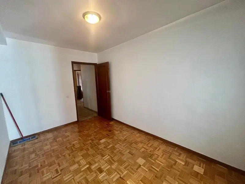 Apartamento en venta para reformar cerca de El Corte Inglés León