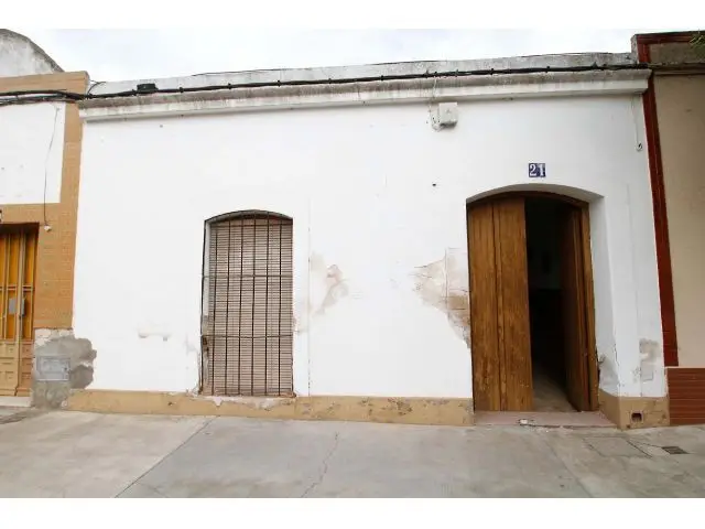 Vivienda Centrica Para Reformar Montijo