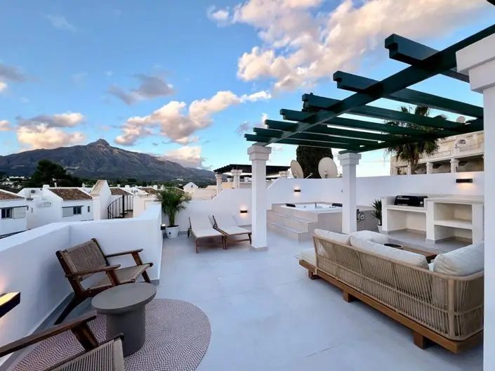Ático de Lujo 3 Dormitorios Marbella Venta Alta Rentabilidad