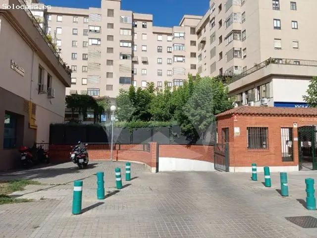 Plaza De Garaje Doble En Alquiler Valdepasillas