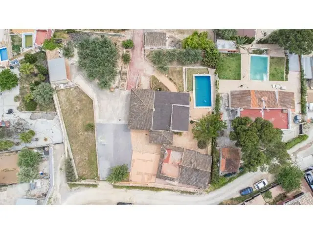 Chalet con dos casas independientes en Lliria