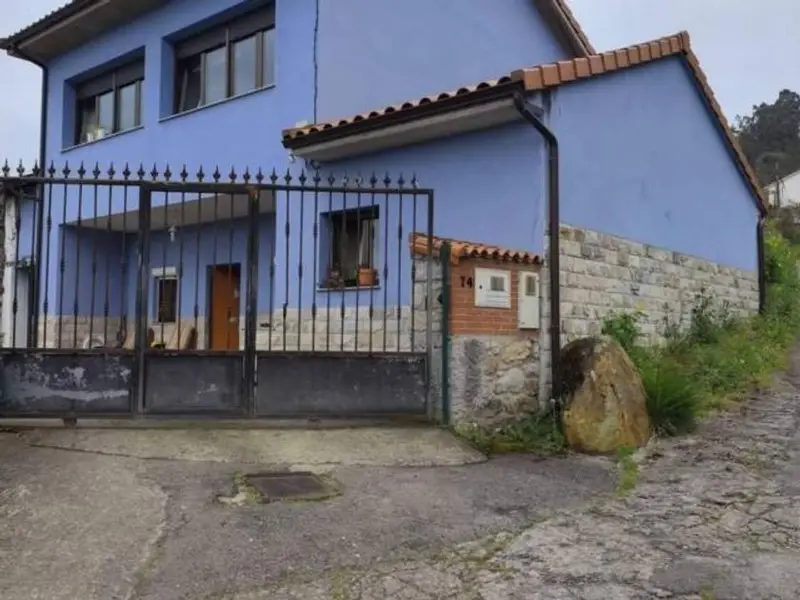 Chalet en Villacin Trubia Asturias 3 dormitorios 2 banos