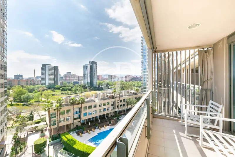 Apartamento en Alquiler Diagonal Mar Playa 2 habitaciones Parking Trastero