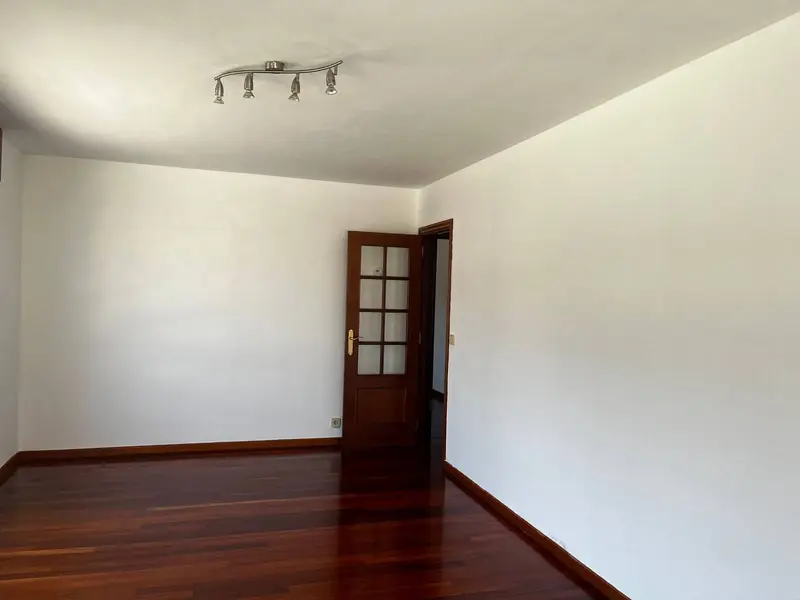 Piso en venta en Ames, A Coruña