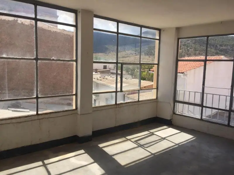 Casa 372m2 en Venta cerca de Guadix