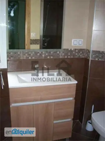 Alquiler Piso Reformado Zona Jardin 3 Dormitorios Garaje