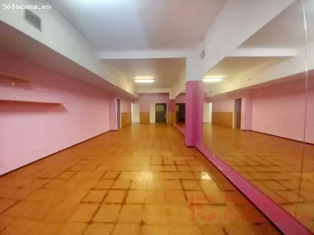 Local Comercial 334m2 en Salt Ideal para Negocios