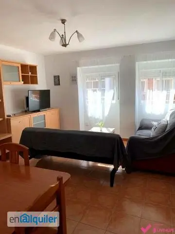 Piso en Alquiler Sevilla 80m2 3 Dormitorios Amueblado Terraza