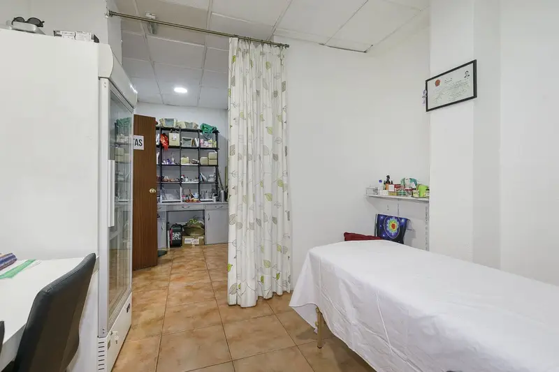 Traspaso Centro Holistico Herbolario Granada