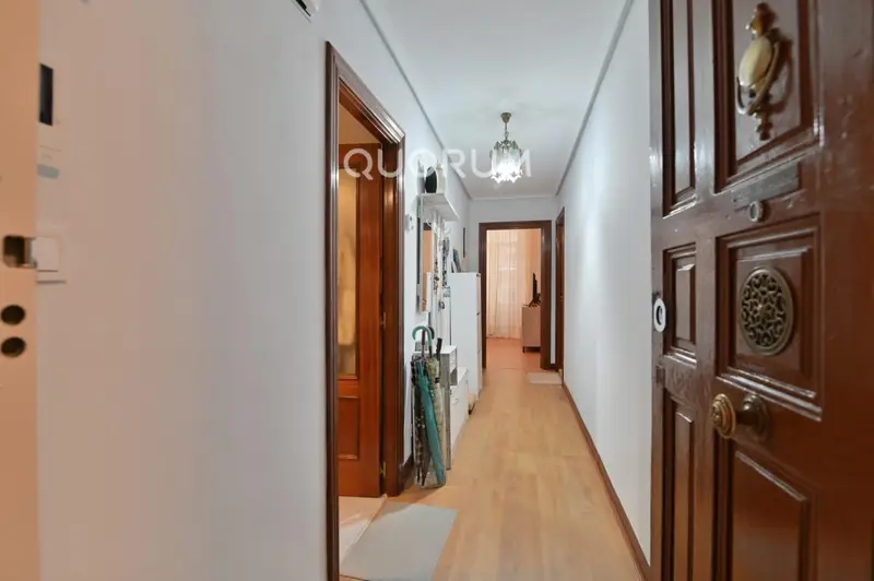 Vivienda 2 Dormitorios Casco Viejo Bilbao lista para entrar a vivir