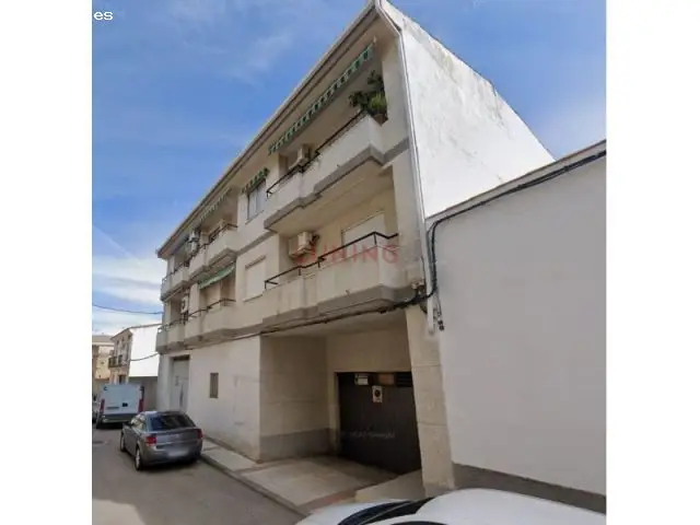 Venta De Piso Situado En La Localidad De Arroyo De La Luz, Cáceres.