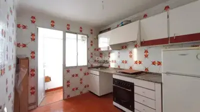 Piso en venta en Canido