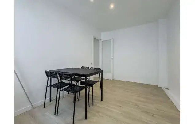 Alquiler Habitaciones L Hospitalet de Llobregat Piso Amueblado
