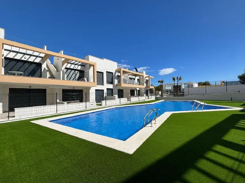Bungalow con Vistas en Orihuela Costa