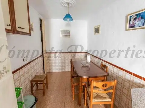 Casa de Pueblo en Cómpeta 4 Dormitorios Terraza Vistas