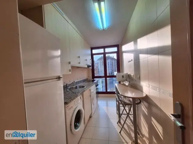 Alquiler Piso Amueblado Ciudad Naranco con Garaje y Trastero