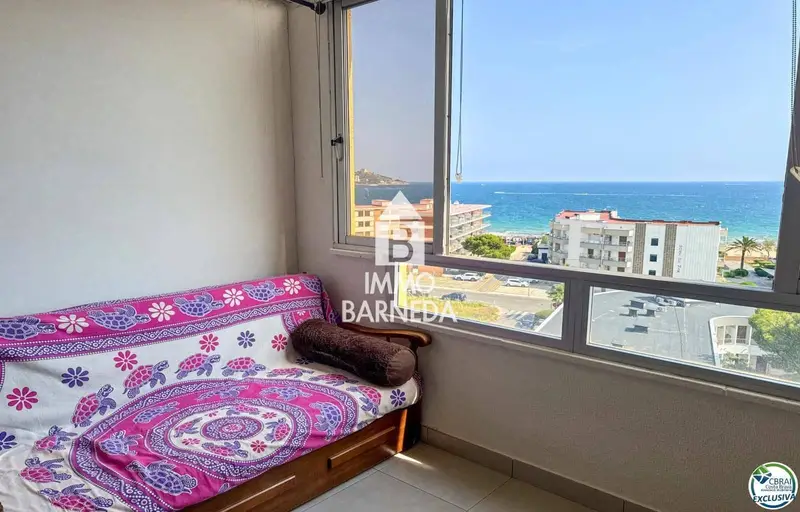 Apartamento en Santa Margarita Roses con vistas al mar
