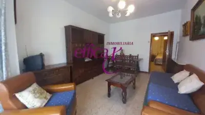 Casa en venta en Torrijos centro con garaje y ascensor