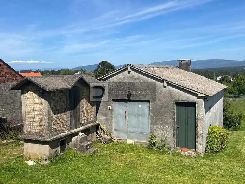Casa Rústica con Jardín en Tomiño