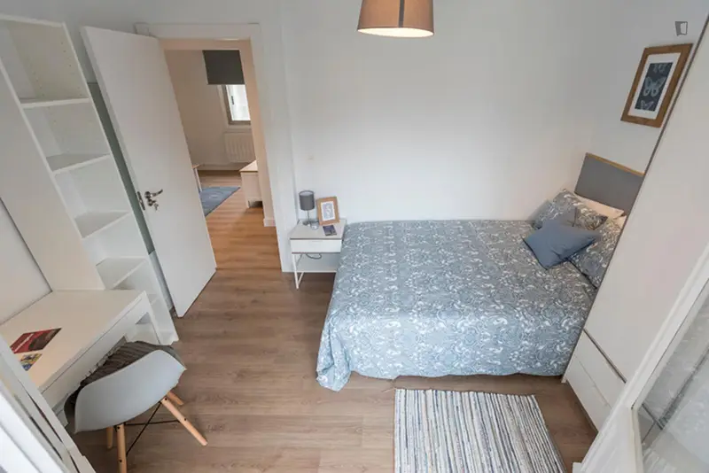 Habitacion Individual con Terraza en Apartamento Reformado