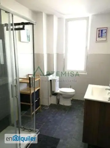 Alquiler Vacacional Julio Ferrol 4 Dormitorios 2 Baños