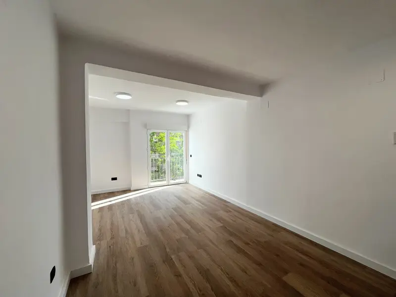 Apartamento 4 Dormitorios Valencia Recien Reformado