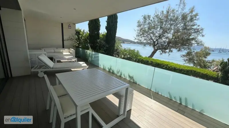 Alquiler Piso 2 Habitaciones Puerto Pollensa Primera Linea de Mar