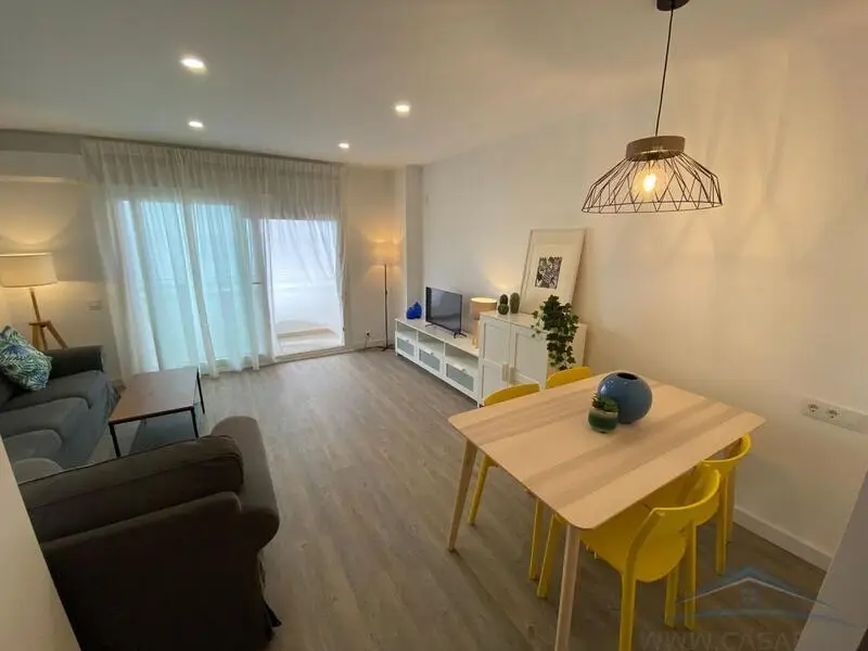 Apartamento 3 Dormitorios Almería Vista Mar Alquiler Largo Plazo