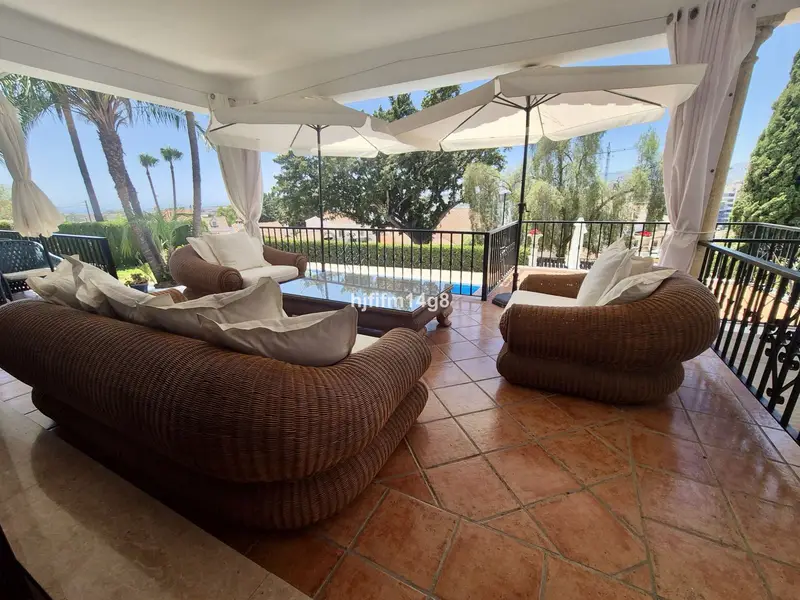 Casa Villa 3 Dormitorios La Campana Marbella