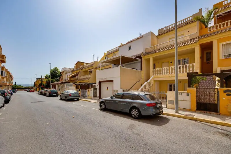 3 Cuarto Adosado en venta
Los Montesinos, Alicante