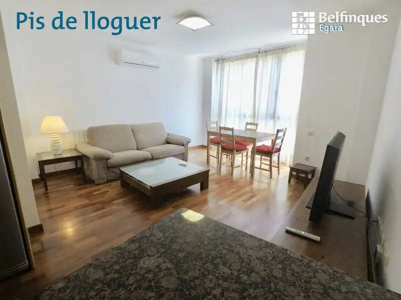 Alquiler Estudio Luminoso Centro Terrassa