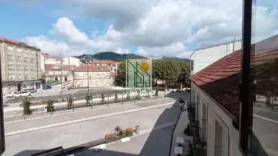 Piso en venta en Ponte Caldelas 96m2 reformado