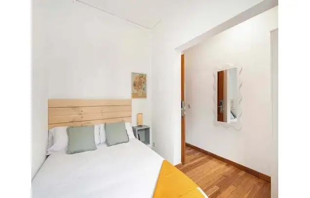 Habitaci	ón 460m	² Madrid Alquiler 11-18 D	ías