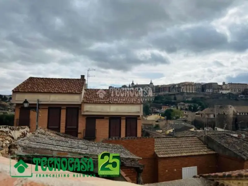 Casa para Derribar en Toledo con Vistas al Casco Histórico