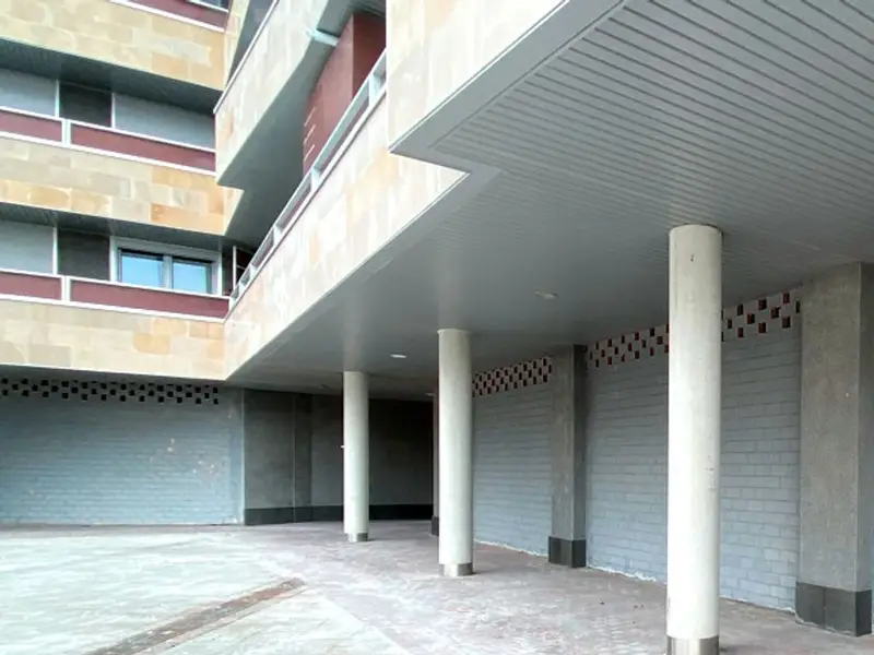 venta Garaje en Sarasa, Navarra (SRB0000022897)- Globaliza