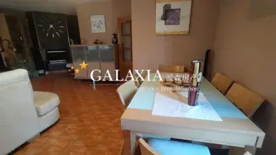 Casa adosada en venta en Plaza Chipre