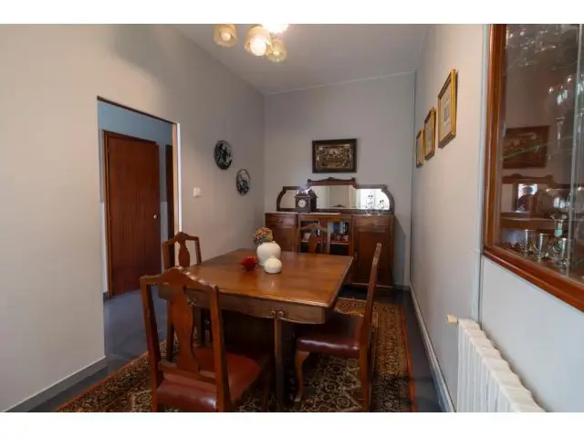 Chalet en Venta en Ponteceso A Coruña 5 Dormitorios 2 Baños