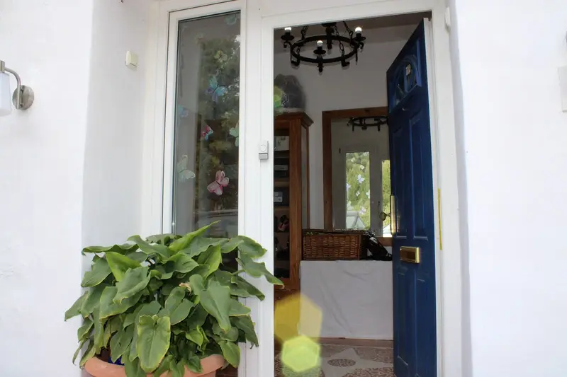 Chalet en Venta en Motril Granada 5 Dormitorios Piscina Apartamento Invitados