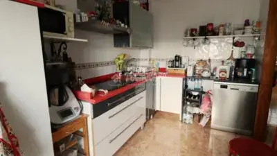 Casa Adosada en Campohermoso 4 habitaciones 3 baños