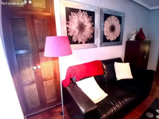 Piso con Encanto en Oviedo:  Ideal Parejas e Inversores