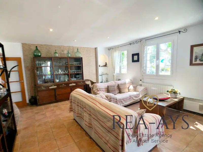 Chalet en venta en Vallirana, Barcelona